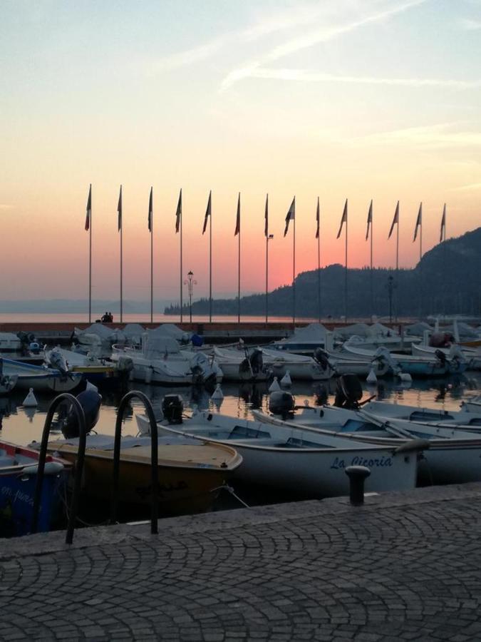 Garda Lake Apartment Bagian luar foto